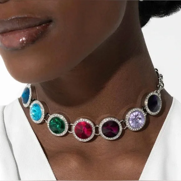 Elegant Multicolor Necklace - Picture 4 of 4